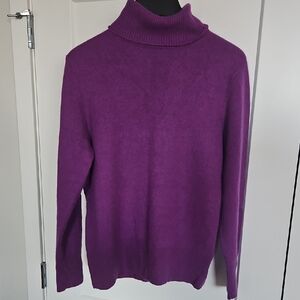 100% Cashmere Sweater
